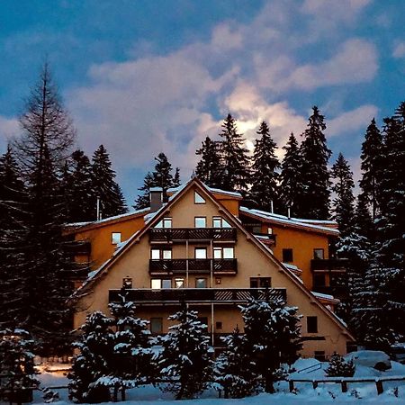 Ski Apartmany Spiezovec Donovaly Buitenkant foto