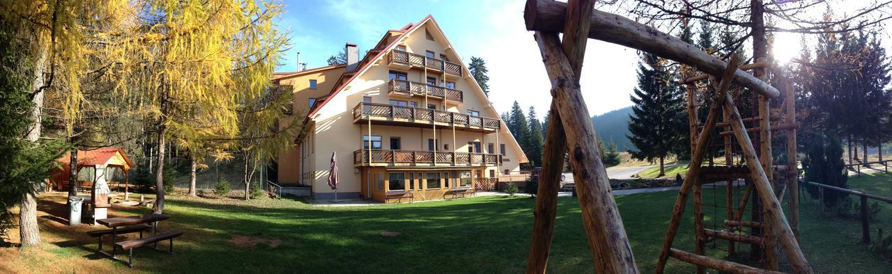 Ski Apartmany Spiezovec Donovaly Buitenkant foto